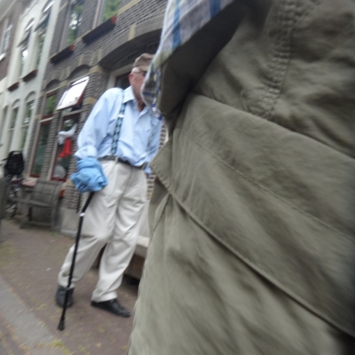 4253_aan_de_hand_half_gouda.jpg