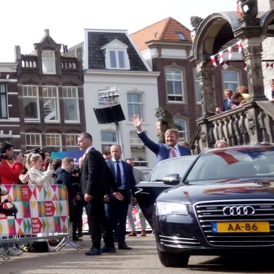 5594_zwaaien.jpg