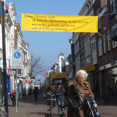 951_over_het_graf.jpg